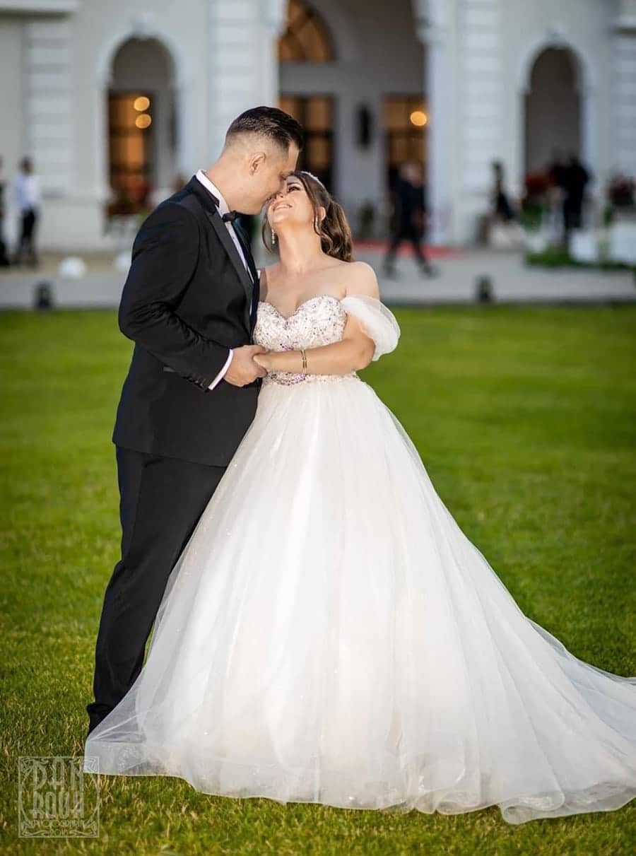 ana si rochia ei aryanna karen 2