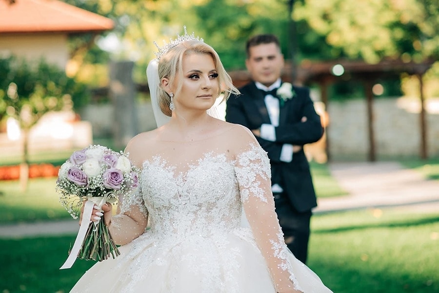 anda si rochia ei dinasty colectia aryanna karen 2