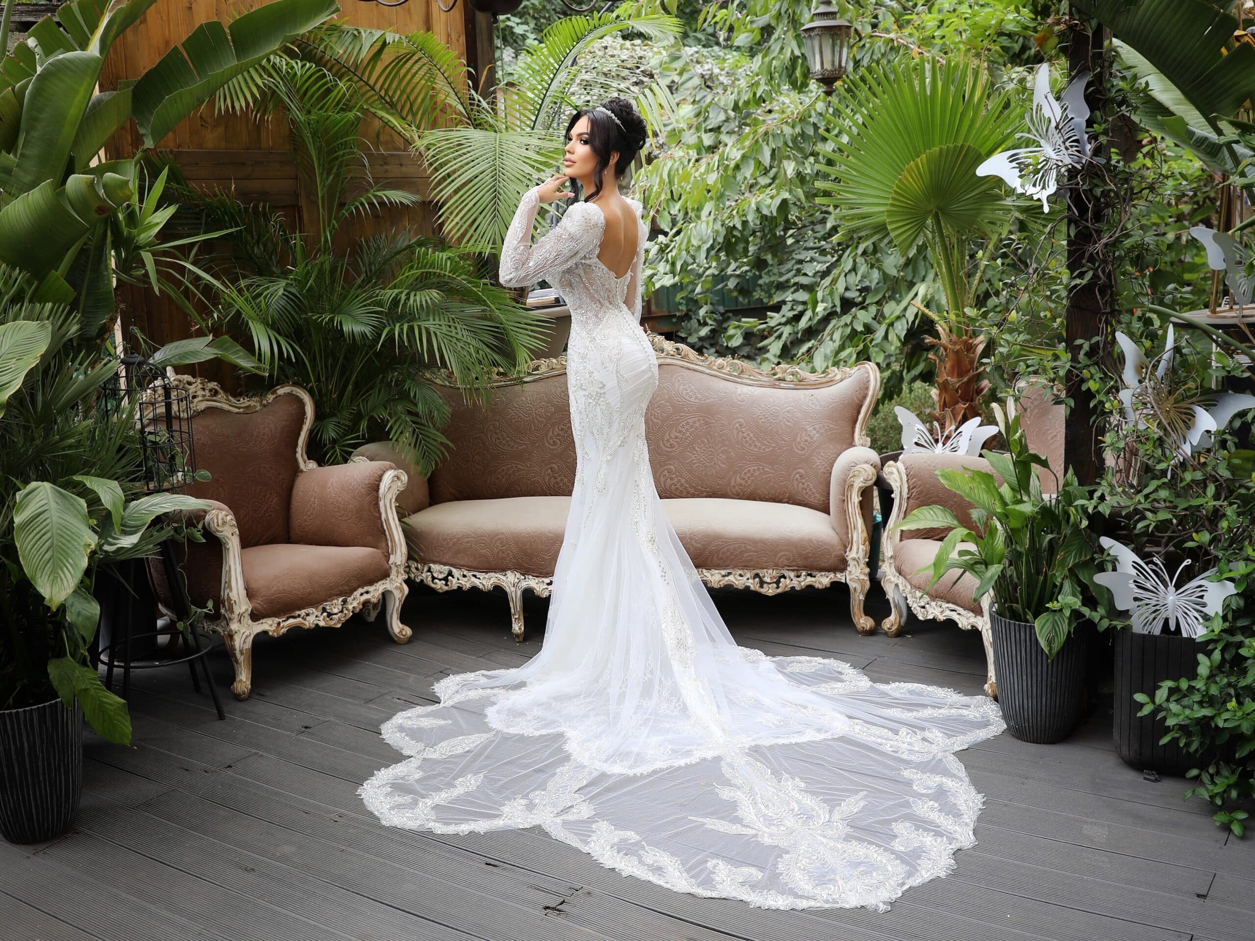 Rochii de mireasa sirena scaled 1