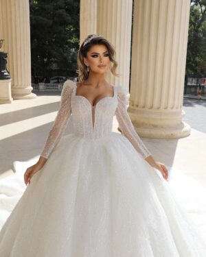 rochie-de-mireasa-printesa-cu-pietre-altesse.jpg